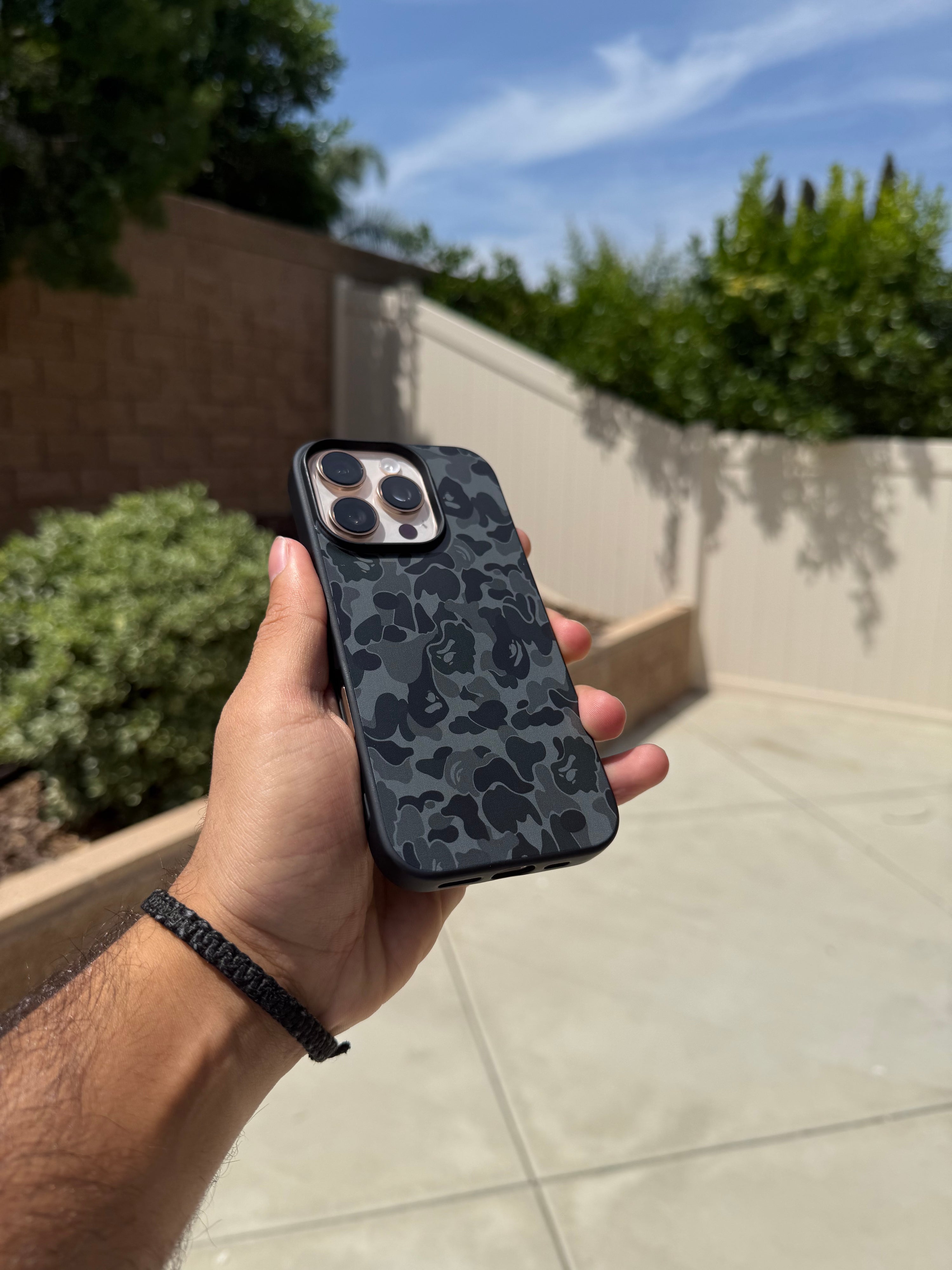 Ape Case (Black/Black)
